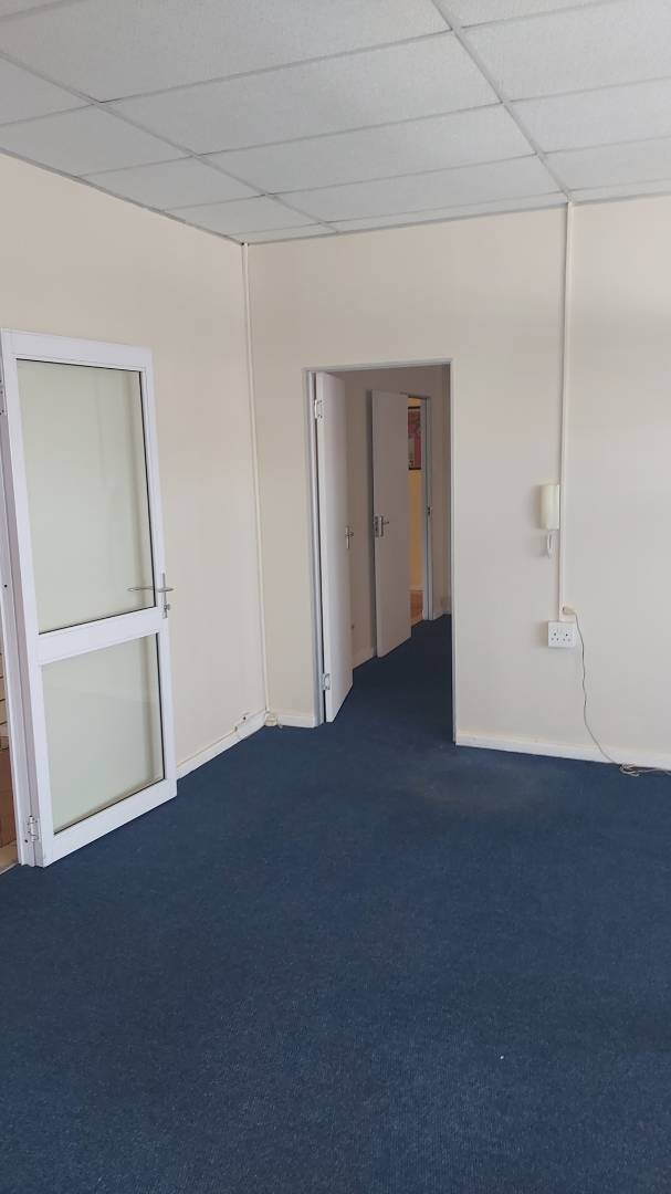 To Let commercial Property for Rent in Newton Park Eastern Cape